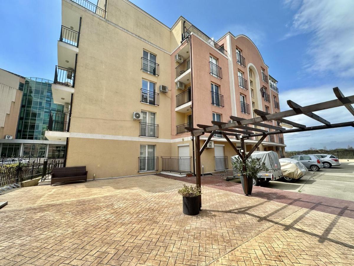 Cozy Apartment Слънчев бряг Екстериор снимка